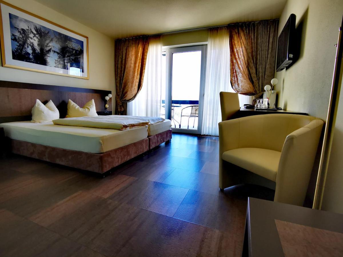 Hochwaelder Wohlfuehlhotel Losheim Extérieur photo