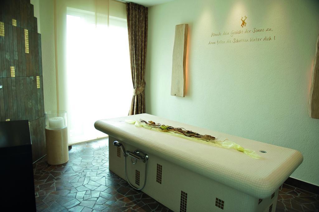 Hochwaelder Wohlfuehlhotel Losheim Extérieur photo