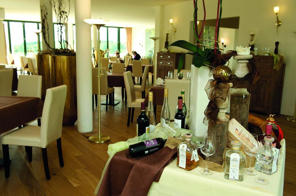 Hochwaelder Wohlfuehlhotel Losheim Extérieur photo