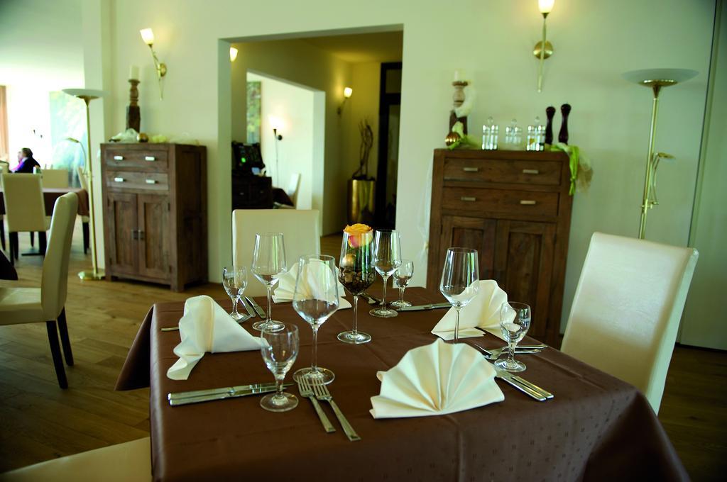 Hochwaelder Wohlfuehlhotel Losheim Extérieur photo