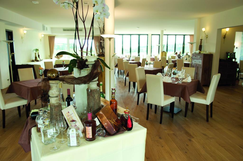 Hochwaelder Wohlfuehlhotel Losheim Extérieur photo