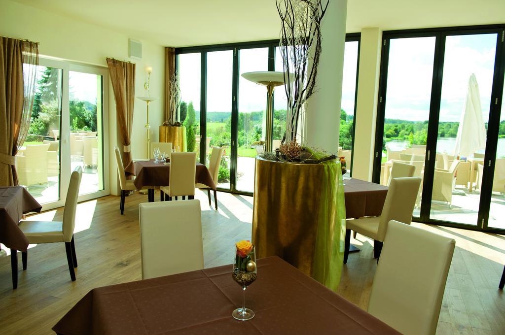 Hochwaelder Wohlfuehlhotel Losheim Extérieur photo