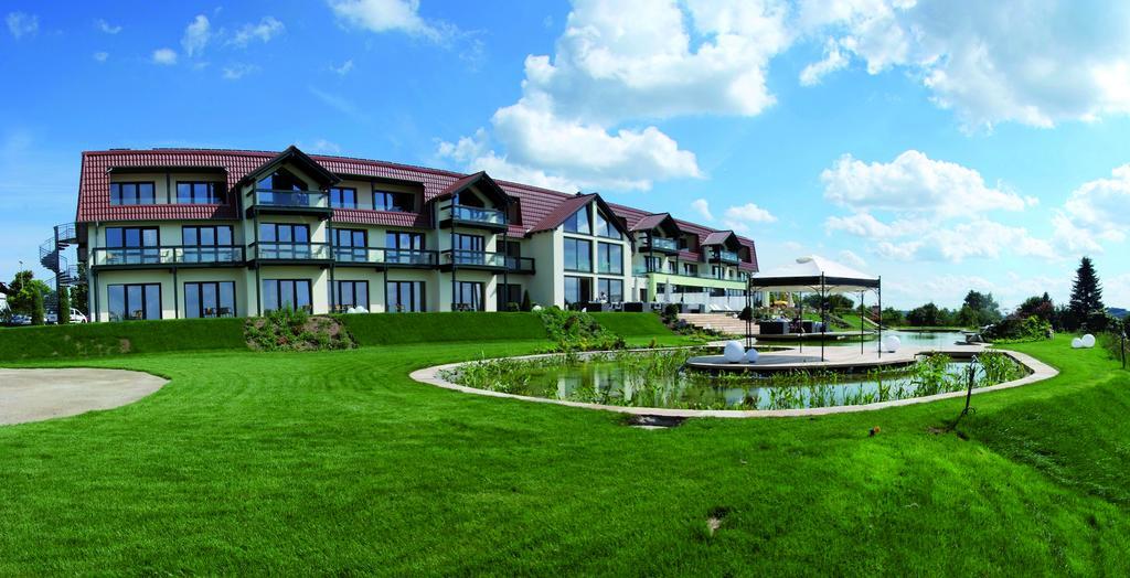 Hochwaelder Wohlfuehlhotel Losheim Extérieur photo