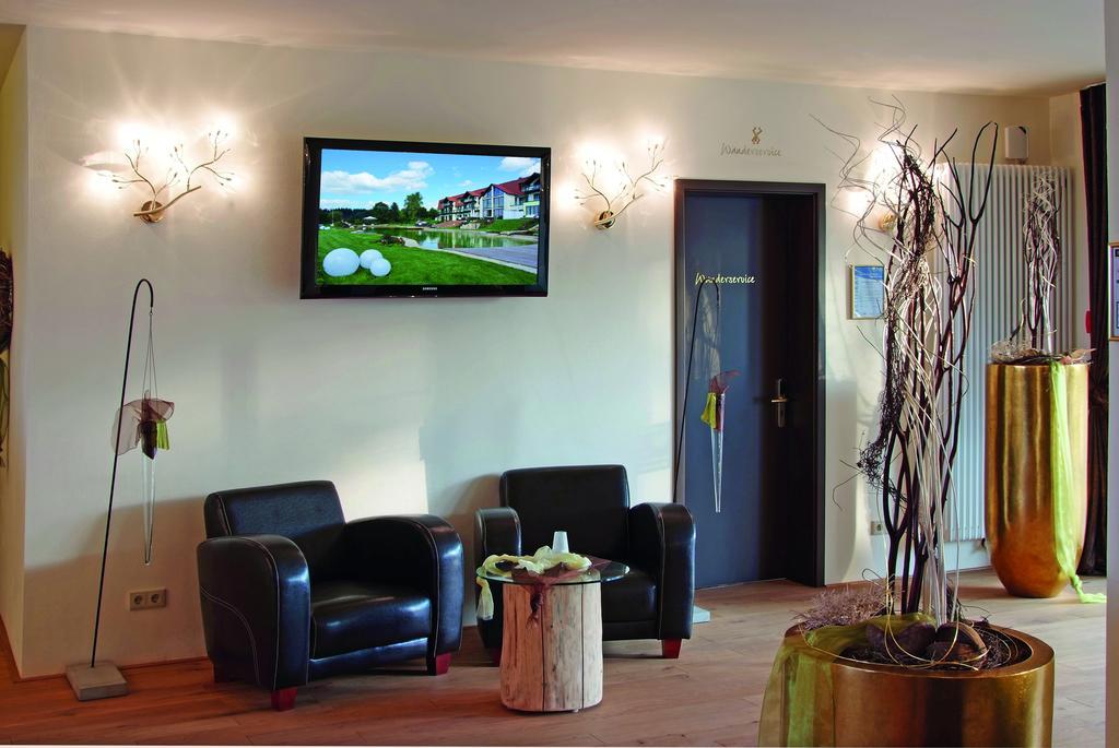 Hochwaelder Wohlfuehlhotel Losheim Extérieur photo